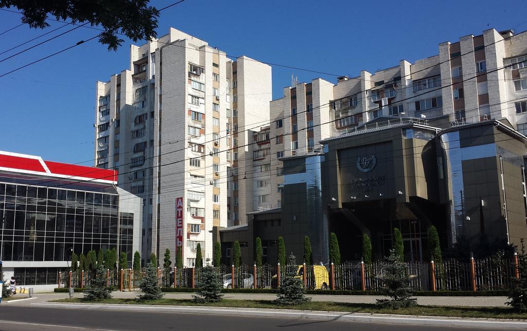 Luna Apartment Tiraspol Bagian luar foto